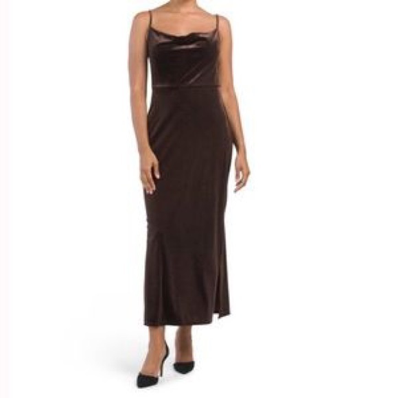 Taylor Brown Velvet cowel neck maxi dress size 6 - Picture 2 of 5